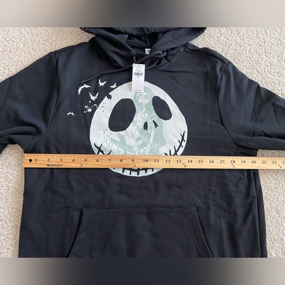 Old Navy Disney The Nightmare Before Christmas Men’s Hoodie M or L - Picture 6 of 13